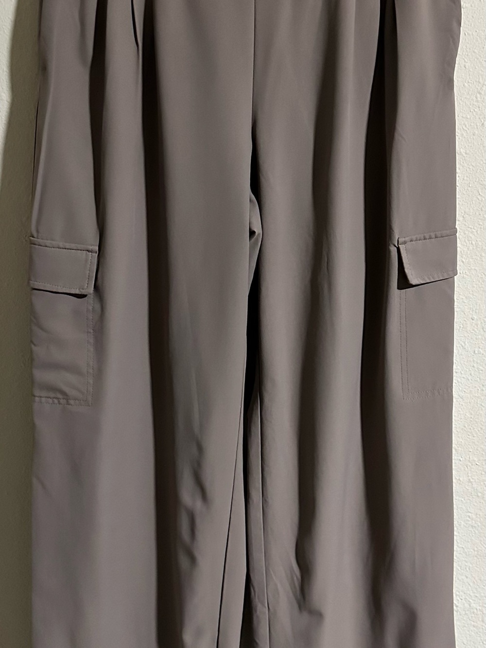 Apana Casual Breeze Wide-Leg Cargo Pants
